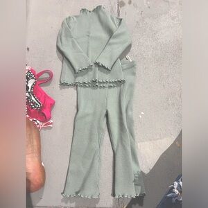 H&M mint green sweater pants set with bell bottoms 9-12 months
